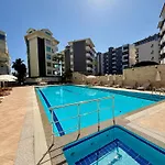 Sa Apartments! Beachfront With Sea View & Pool * Alanya
