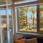 Apartmán Sa Apartments! Beachfront With Sea View & Pool