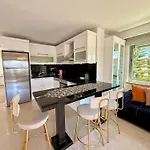 Sa Apartments! Beachfront With Sea View & Pool Apartmán Alanya