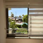 Apartmán Sa Apartments! Beachfront With Sea View & Pool