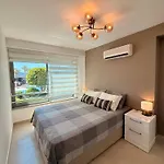Apartmán Sa Apartments! Beachfront With Sea View & Pool