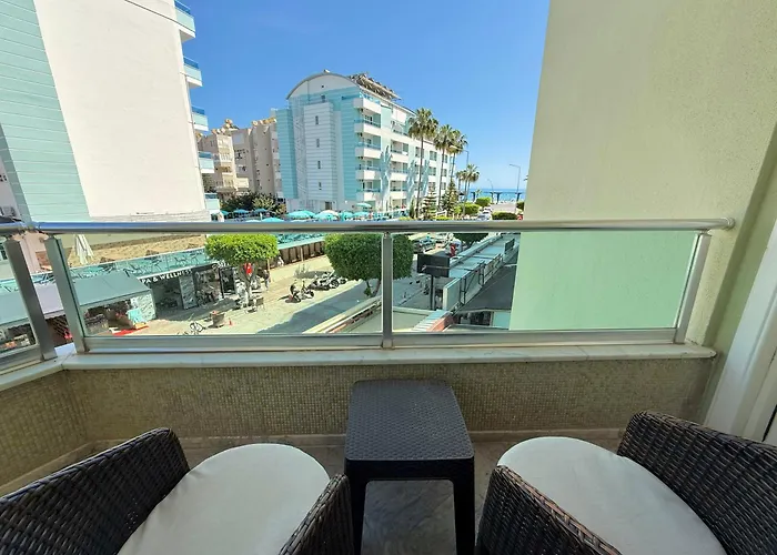 Apartman Sa Apartments! Beachfront With Sea View & Pool *