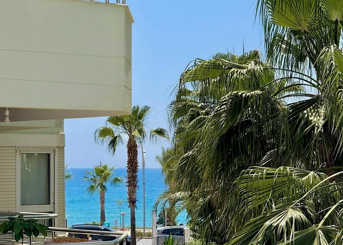 Sa Apartments! Beachfront With Sea View & Pool * Alanya