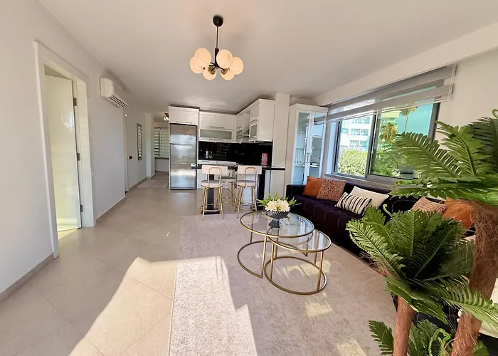 Apartman Sa Apartments! Beachfront With Sea View & Pool Alanya