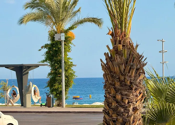 Apartman Sa Apartments! Beachfront With Sea View & Pool Alanya