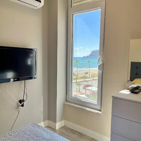 Apartment Sa Apartments! Beachfront Apartment With Sea View & Pool
