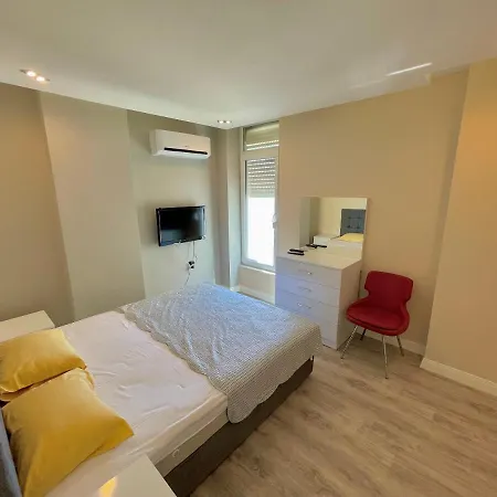 Sa Apartments! Beachfront Apartment With Sea View & Pool Apartment Alanya