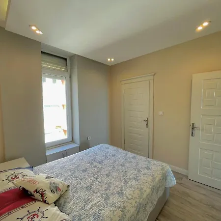 Sa Apartments! Beachfront Apartment With Sea View & Pool Alanya
