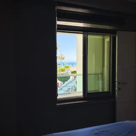 Sa Apartments! Beachfront Apartment With Sea View & Pool Apartment Alanya