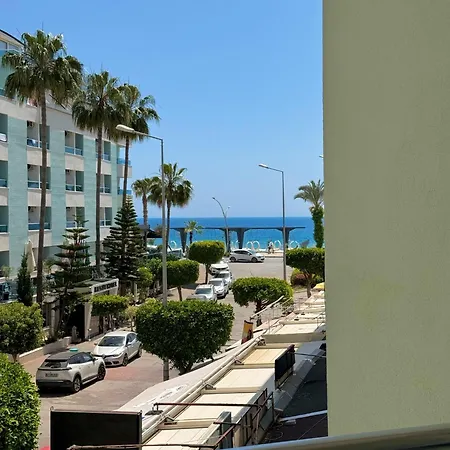 Sa Apartments! Beachfront Apartment With Sea View & Pool * Alanya