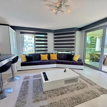 Sa Apartments! Beachfront Apartment With Sea View & Pool