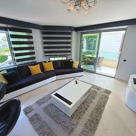 Apartment Sa Apartments! Beachfront Apartment With Sea View & Pool