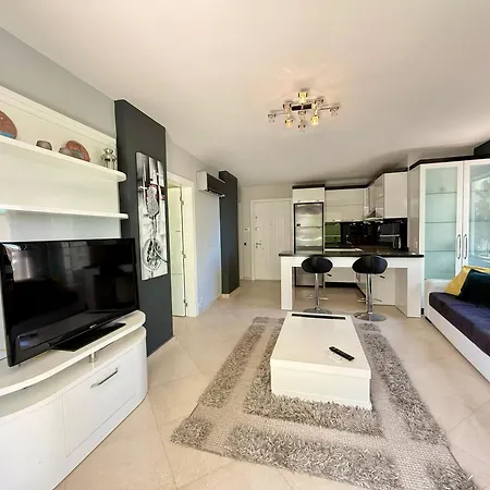 Sa Apartments! Beachfront Apartment With Sea View & Pool Alanya