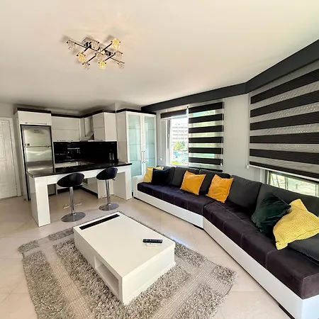 Apartment Sa Apartments! Beachfront Apartment With Sea View & Pool