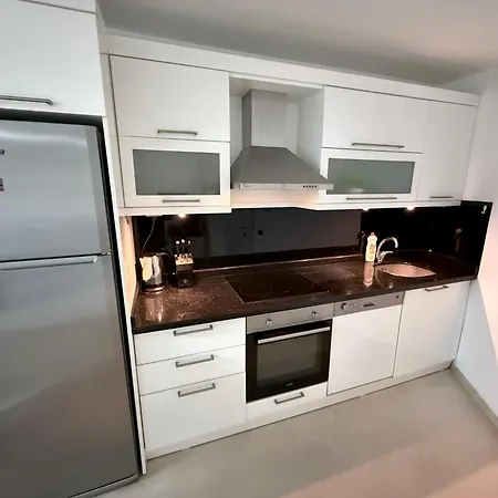 Sa Apartments! Beachfront Apartment With Sea View & Pool Apartment
