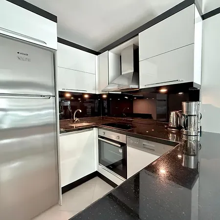 Apartment Sa Apartments! Beachfront With Sea View & Pool