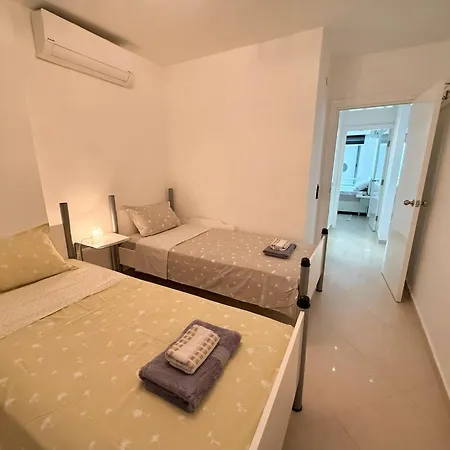 Sa Apartments! Beachfront With Sea View & Pool Apartment *