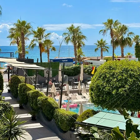 Sa Apartments! Beachfront With Sea View & Pool * ألانيا