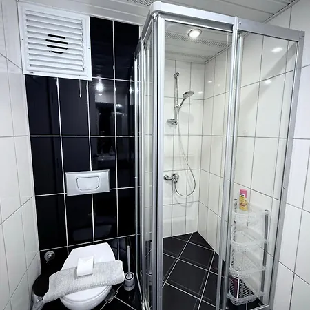 شقة Sa Apartments! Beachfront With Sea View & Pool