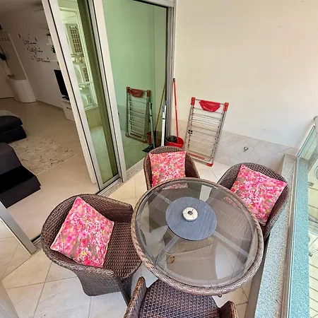Sa Apartments! Beachfront With Sea View & Pool ألانيا