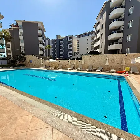 شقة Sa Apartments! Beachfront With Sea View & Pool *