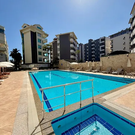 Sa Apartments! Beachfront In Oba * אלאניה