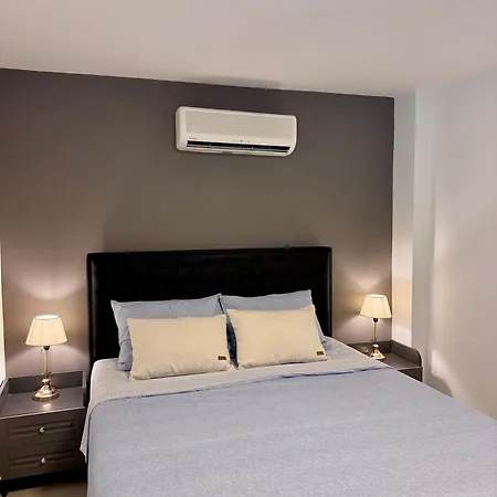 Apartment Sa Apartments! Beachfront With Sea View & Pool *