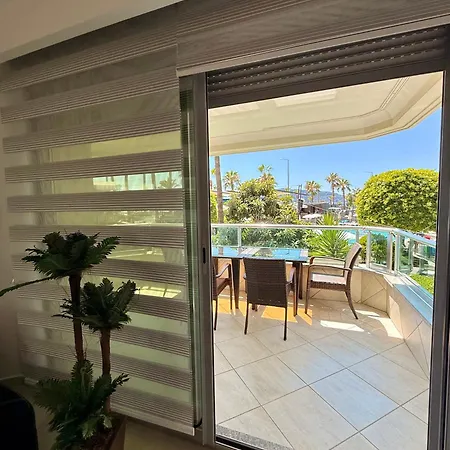 Sa Apartments! Beachfront With Sea View & Pool * ألانيا