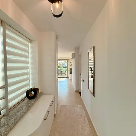 شقة Sa Apartments! Beachfront In Oba *