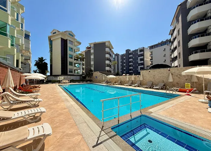 Sa Apartments! Beachfront With Sea View & Pool Appartement