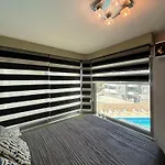 Sa Apartments! Beachfront With Sea View & Pool * Alanya