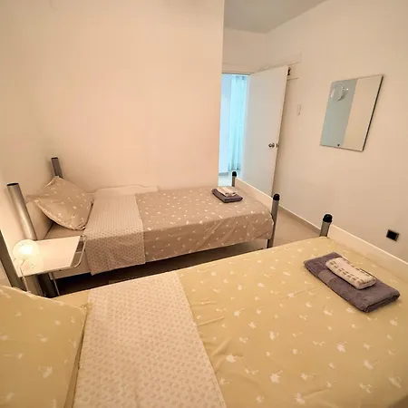 Sa Apartments! Beachfront In Oba