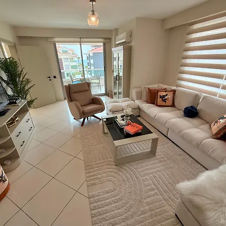 Апартаменты Sa Apartments! Beachfront In Oba