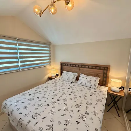 Sa Apartments! Beachfront In Oba Апартаменты