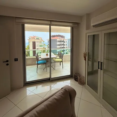 Апартаменты Sa Apartments! Beachfront In Oba *