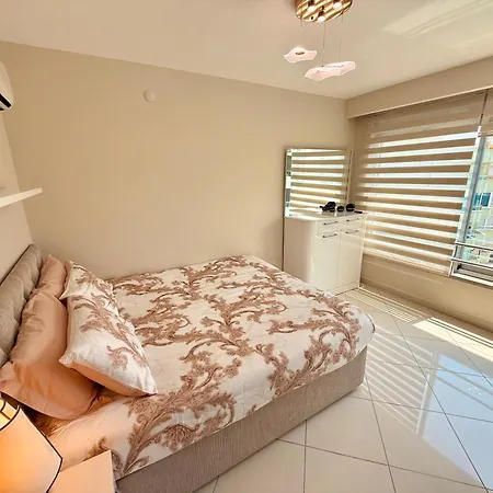 Апартаменты Sa Apartments! Beachfront In Oba Алания