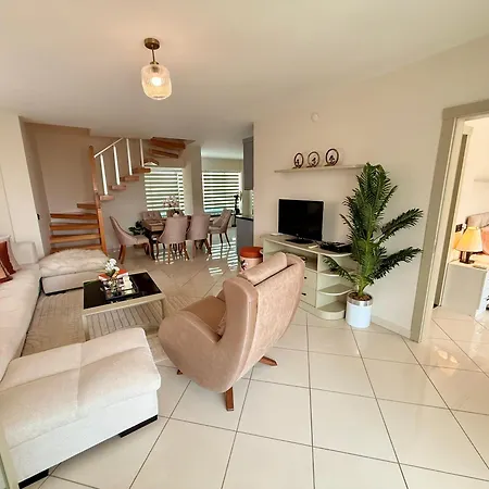 Sa Apartments! Beachfront In Oba