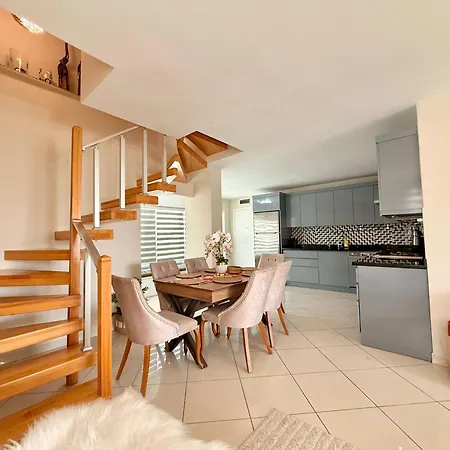 Апартаменты Sa Apartments! Beachfront In Oba