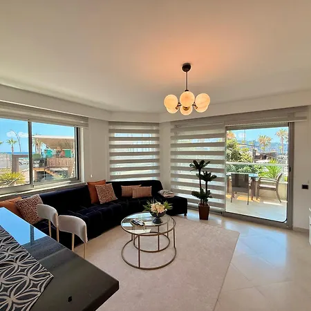 Sa Apartments! Beachfront In Oba Апартаменты