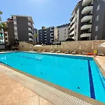 アパート Sa Apartments! Beachfront With Sea View & Pool *
